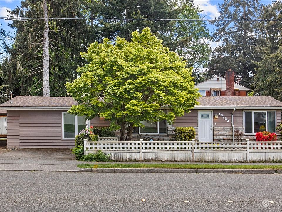 1st image of 19123 52nd Avenue W