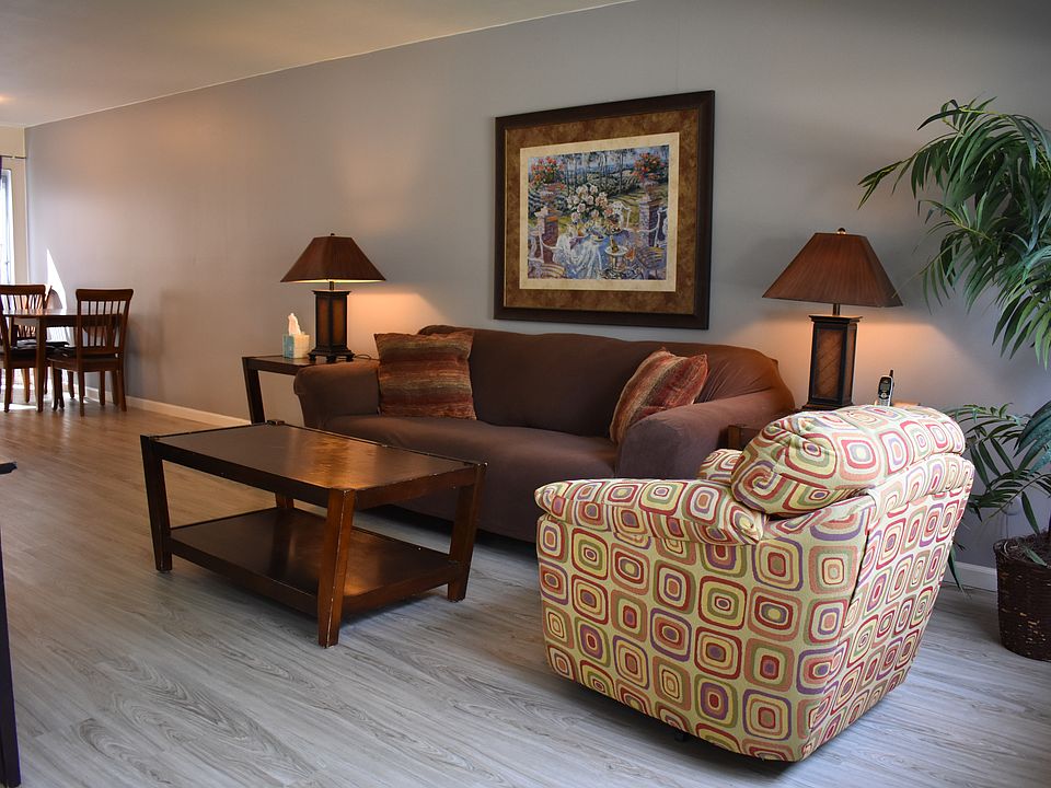 1st image of 2580 Spyglass Dr APT B
