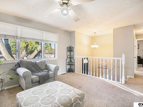 5th image of 7603 S 72nd Ave