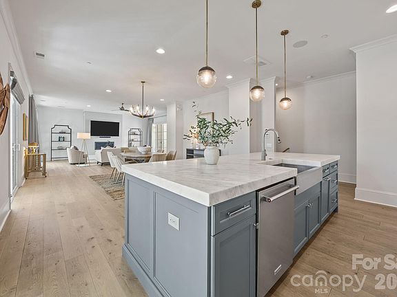 5th image of 1708 Lombardy Cir Unit D