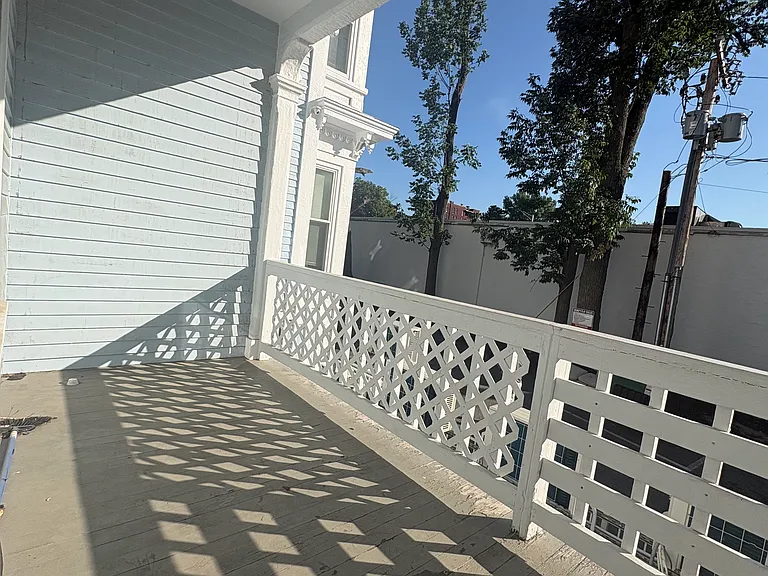 776 Main St #5 — Photo 7