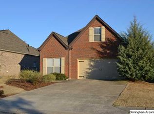 125 Glen Cross Cir, Trussville, AL 35173