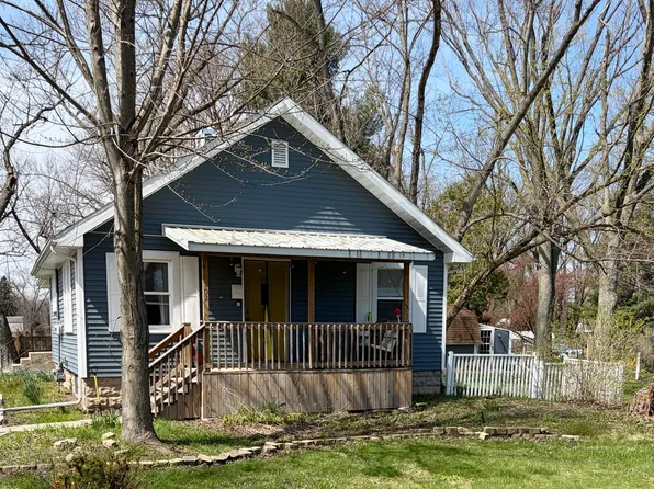 102 Leeds Ave, Michigan City, IN 46360