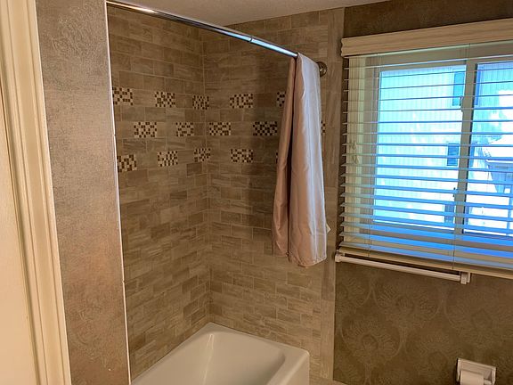 Full bath