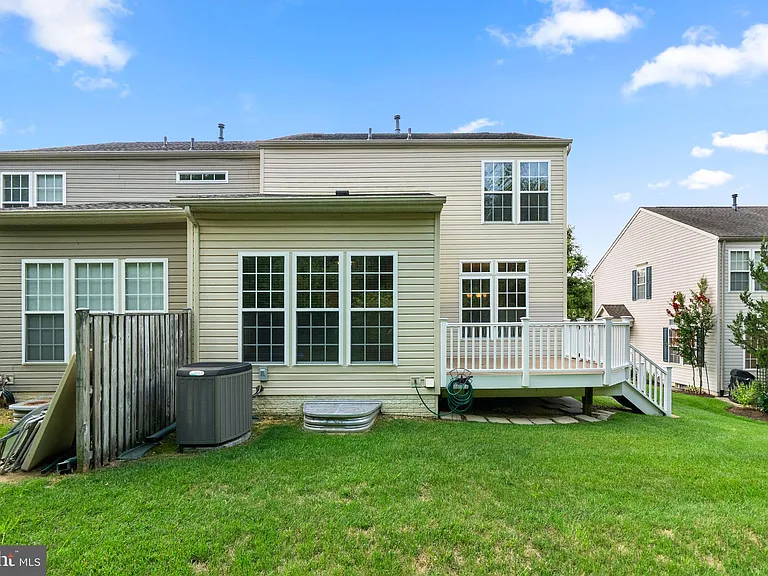 6381 Stockbridge Overlook Ct — Photo 44