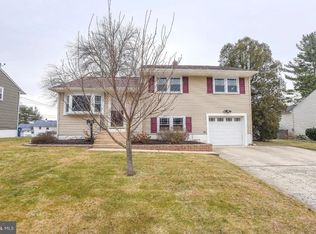 1035 Dettling Rd, Wilmington, DE 19805