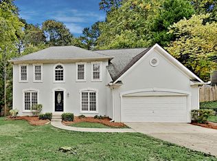 7020 Surrey Dr, Woodstock, GA 30189
