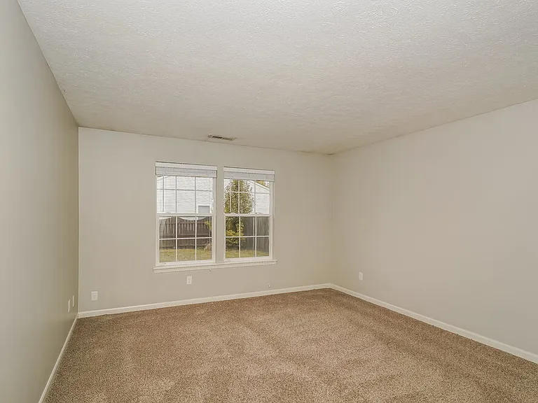5654 Fair Ridge Pl — Photo 9