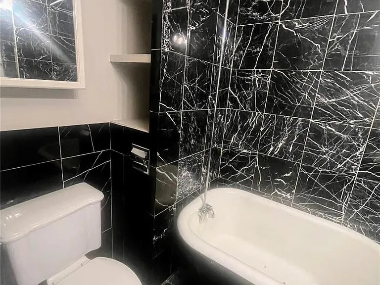 Unit Photo