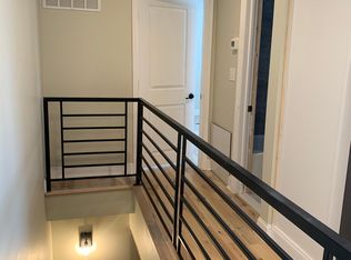 917 S 59th St #2, Philadelphia, PA 19143