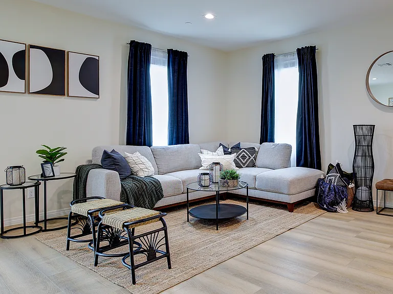 3741 Jefferson St #17 — Photo 6