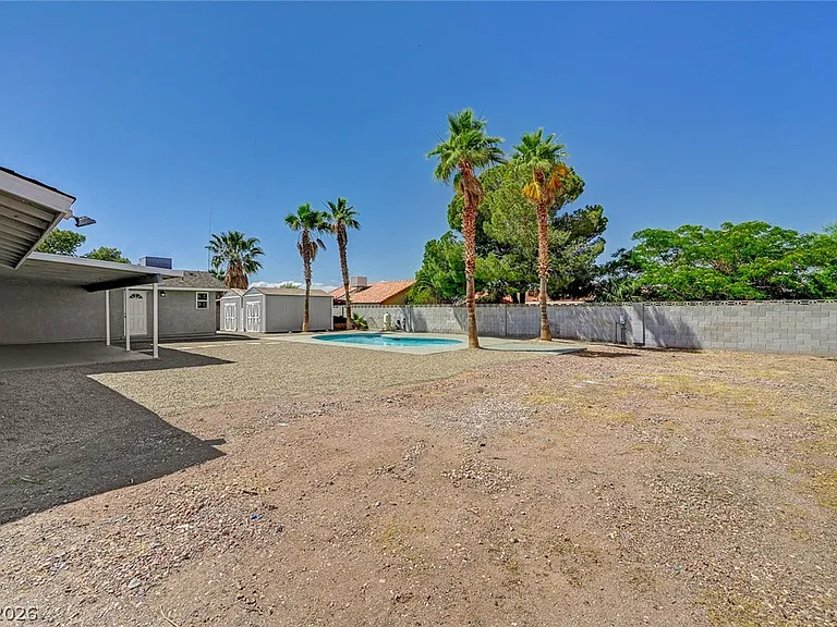 1580 Quarter Horse Dr — Photo 44