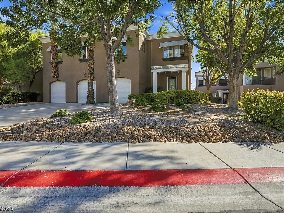 9108 Vista Greens Way #106