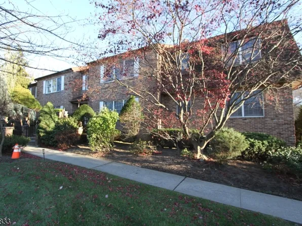 70 Harristown Rd APT 3, Fair Lawn, NJ 07410