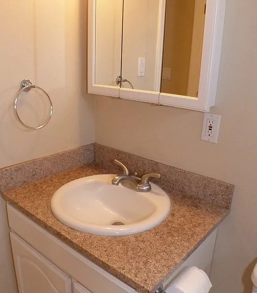 1266 Lincoln St — Photo 5
