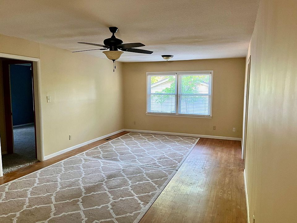 2nd image of 522 N 15th St