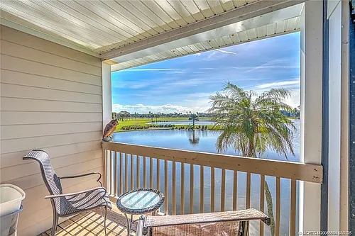 310 NE Golfview Cir #310 Photo 1