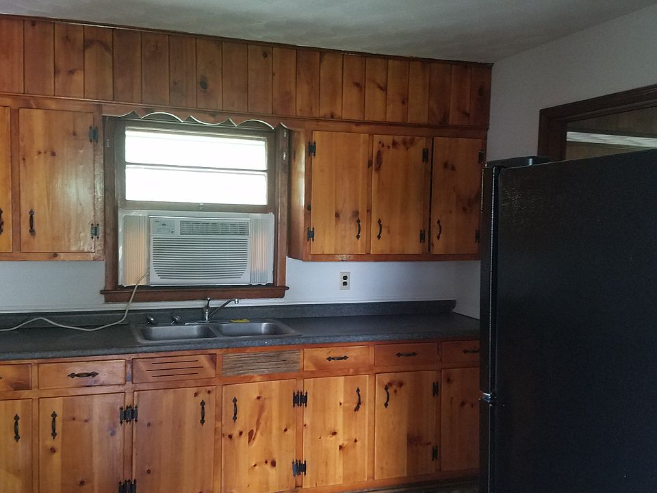 1st image of 1302 Carver Ct