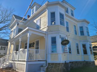1628 Massachusetts Ave #1628R, Lexington, MA 02420