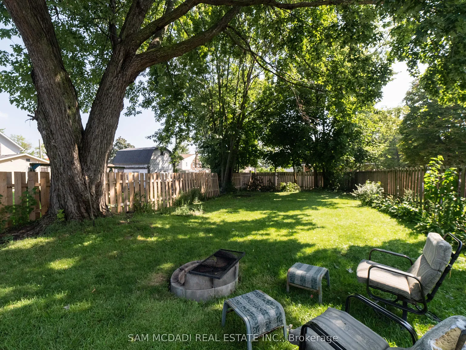 2 bed, $1,650 — Photo 2