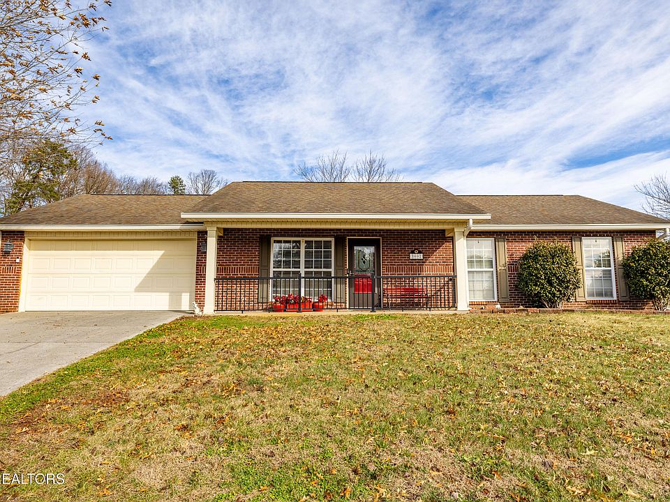 1st image of 3002 Country Meadows Ln