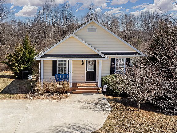 2nd image of 123 Bennett Dr