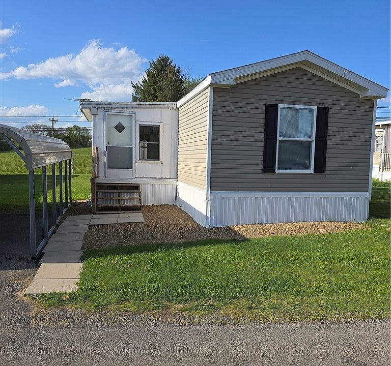 1st image of 110 Country Garden Estates Dr