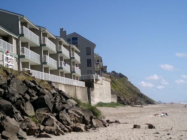1st image of 171 SW Highway 101 #313
