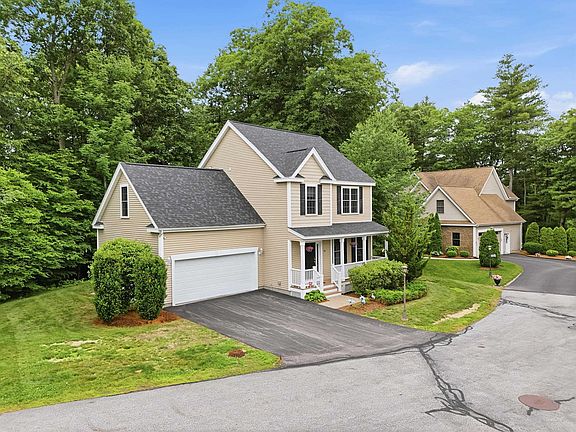 2nd image of 54 River Bend Way