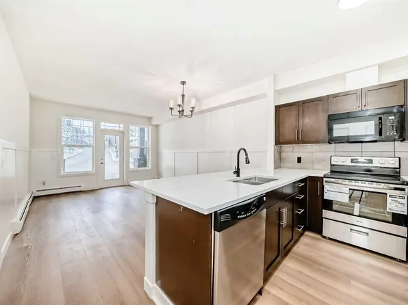 22 S Panatella Rd NW #101, Calgary, AB T3K 0V4