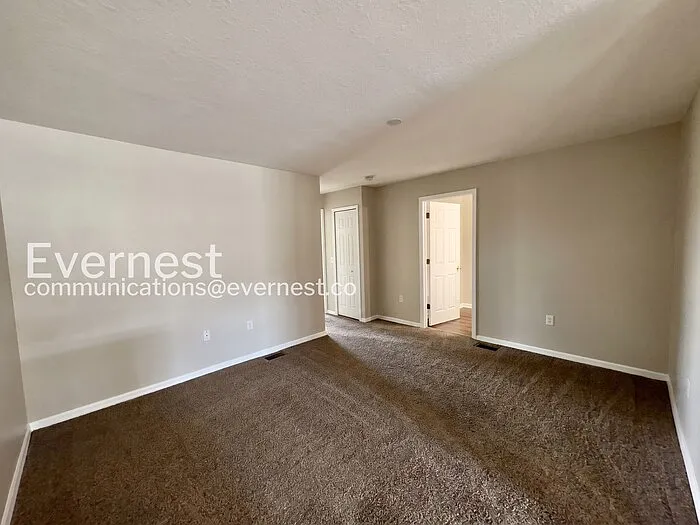 3823 Exeter Ln — Photo 16