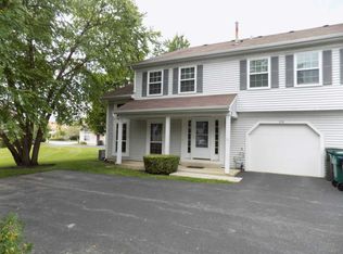 231 Butternut Ln #231, Streamwood, IL 60107