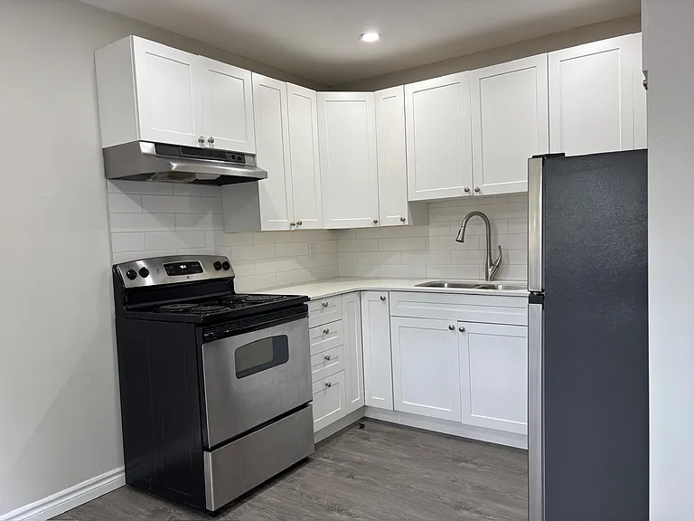 351 Murray St #B02 — Photo 3