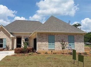 212 Grace Dr, Flowood, MS 39232