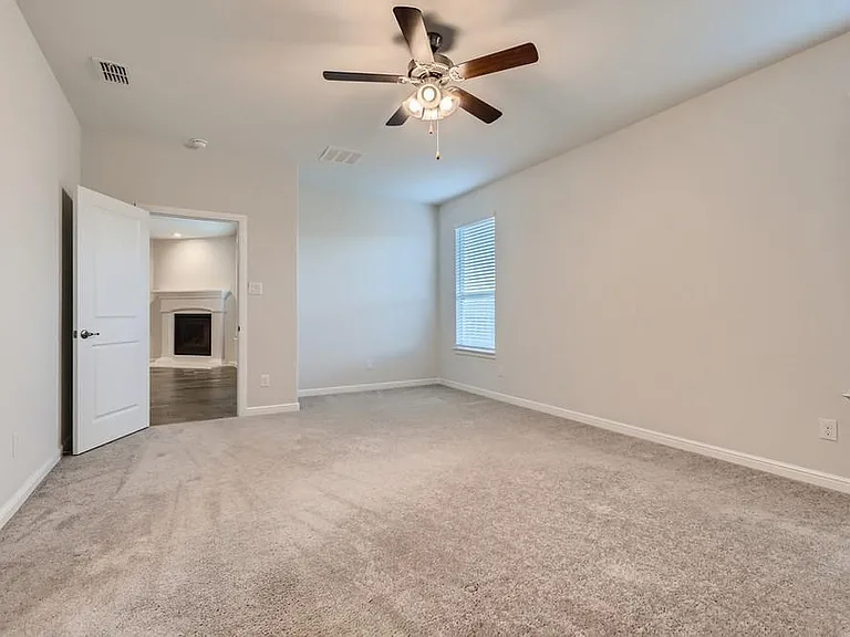 15952 Hayes Ridge Dr — Photo 23