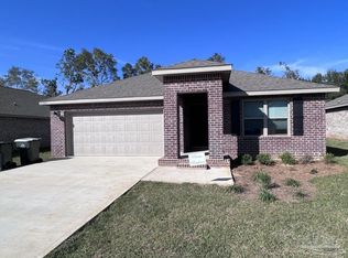 6348 Burrow Ln, Pensacola, FL 32526