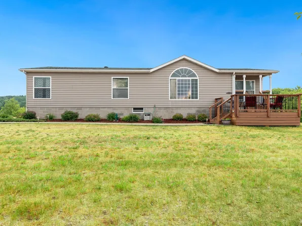 2007 60th St, Somerset, WI 54025