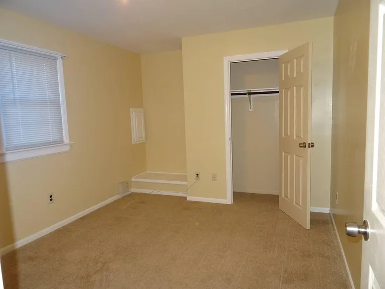66 Grove Ave #66B — Photo 14