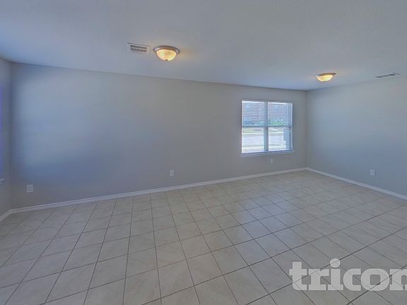 4th image of 2511 Glen Hollow Dr