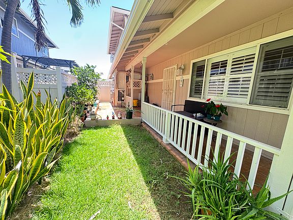 3rd image of 91-1057 Aawa Dr