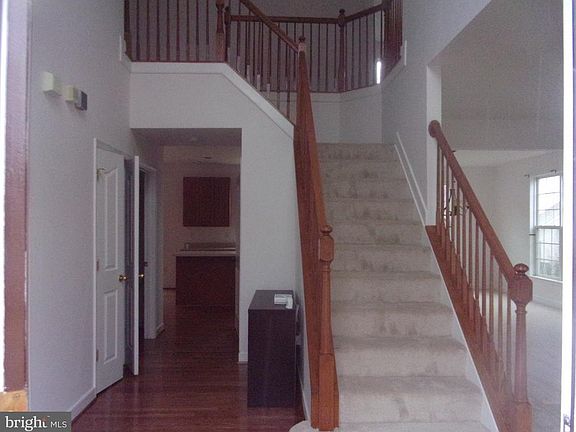 3rd image of 5702 Cabinwood Ct