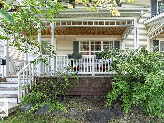 4th image of 1539 Kinross Rd NW
