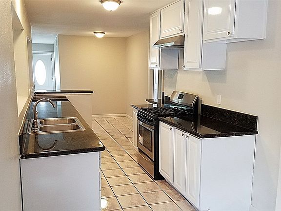 3rd image of 3527 Arruza St