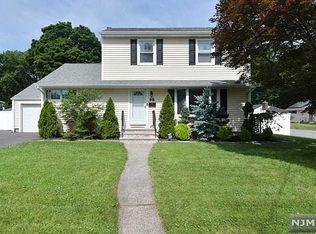 98 Brookfield Rd, Dumont, NJ 07628