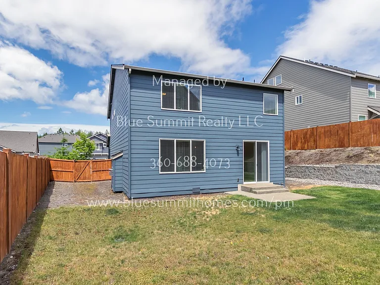 6615 Svea Ct NE — Photo 14