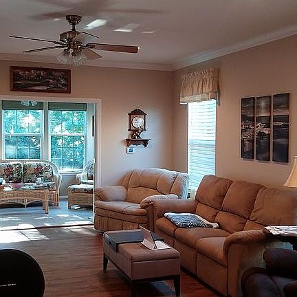 4th image of 6851 Averbach Ct