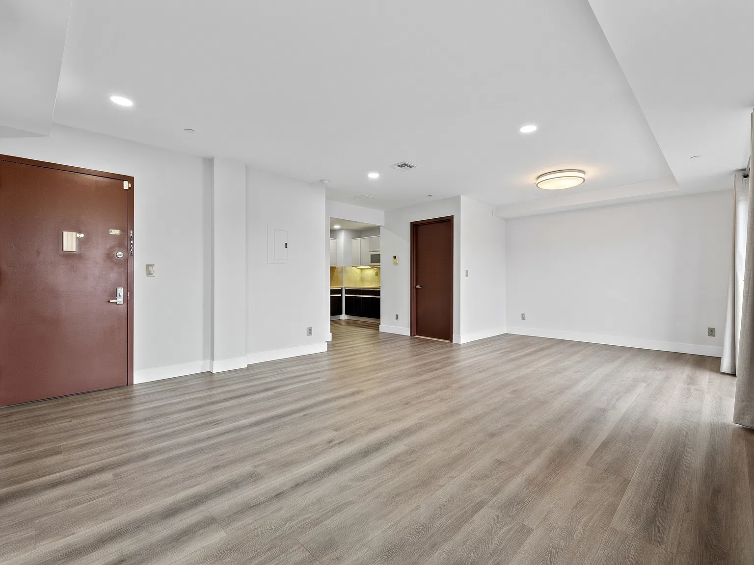 2381 Ocean Ave — Photo 3