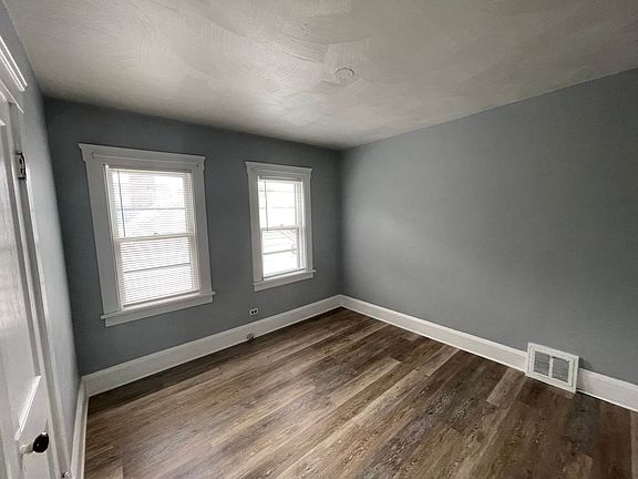 5th image of 2805 Tampa Ave