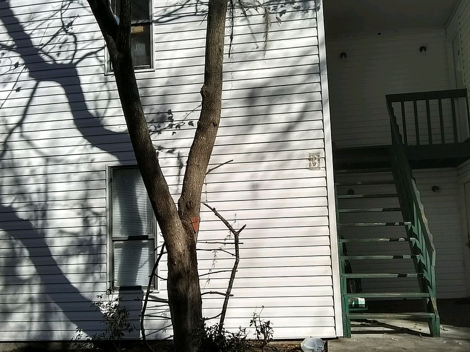 1st image of 1606 E Park Ave APT B4