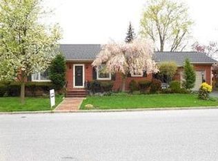 301 Cedar Blvd, Hollidaysburg, PA 16648